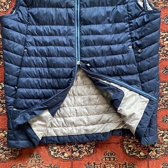 Peter Millar Men's S Crown Navy Blue Hyperlight Puffer Vest w/ a Logo - Picture 7 of 10